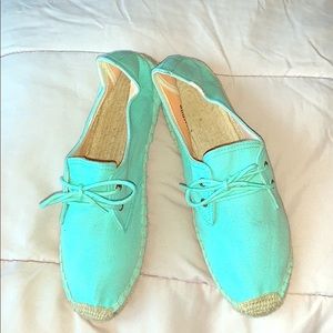 Soludos teal shoes